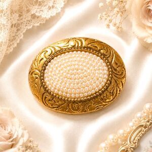 Vintage 1928 Jewelry Co Faux Seed Pearl Gold Tone Brooch